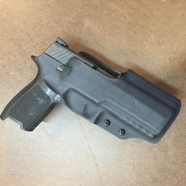 Sig Sauer P320 9//40//357 Kydex Single Magazine Pouch Flat Dark Earth *NEW*